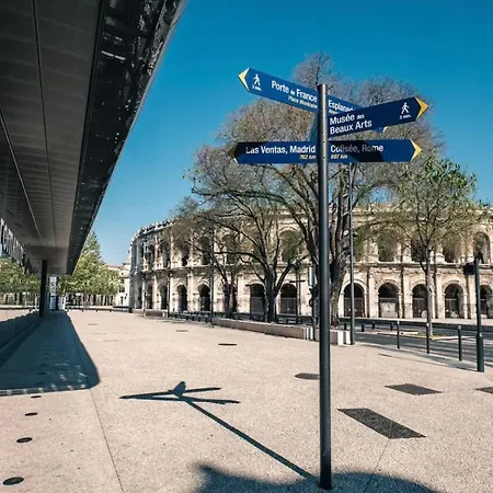 Petite Maison De Avec Jardin Quartier Calme