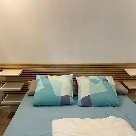 Petite Maison De Avec Jardin Quartier Calme بيت للعطل نيم
