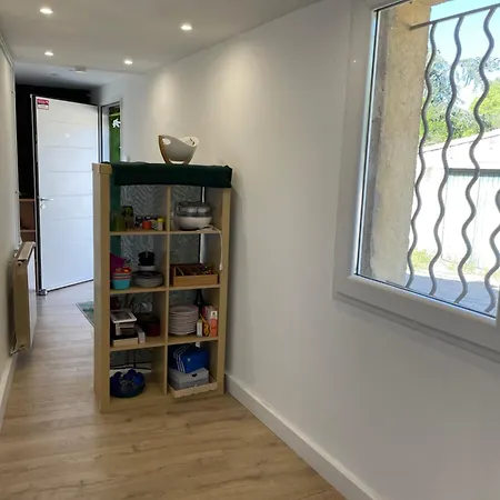 Petite Maison De Avec Jardin Quartier Calme بيت للعطل نيم