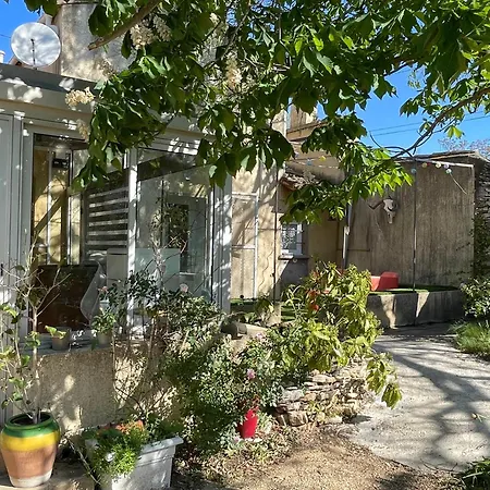 Petite Maison De Avec Jardin Quartier Calme