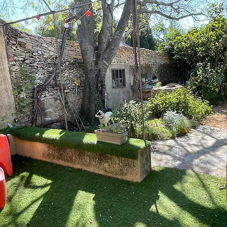 펜션 Petite Maison De Avec Jardin Quartier Calme