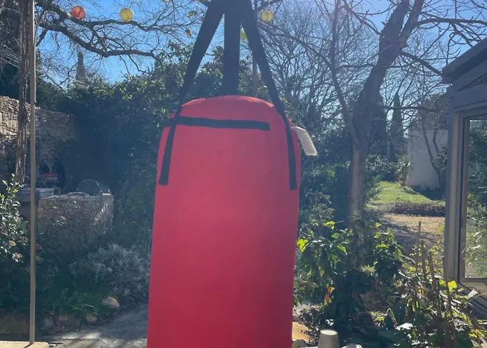 Petite Maison De Avec Jardin Quartier Calme *