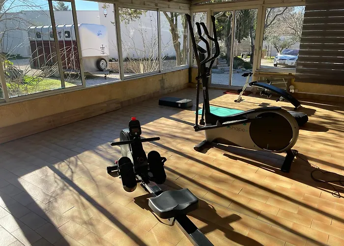 Semesterbostad Petite Maison De Avec Jardin Quartier Calme